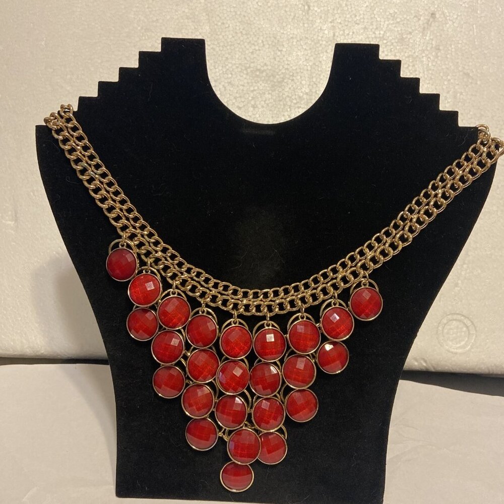 Coro Statement Necklace  Reversible Beautiful Red Goldtone. vintage.